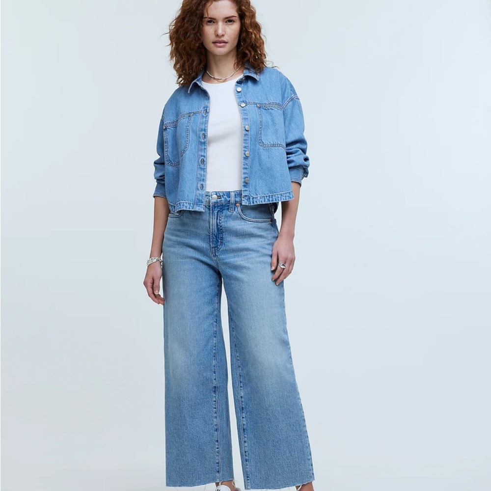 The Curvy Perfect Vintage Wide-Leg Crop Jean in Altoona Wash: Raw-Hem Edition